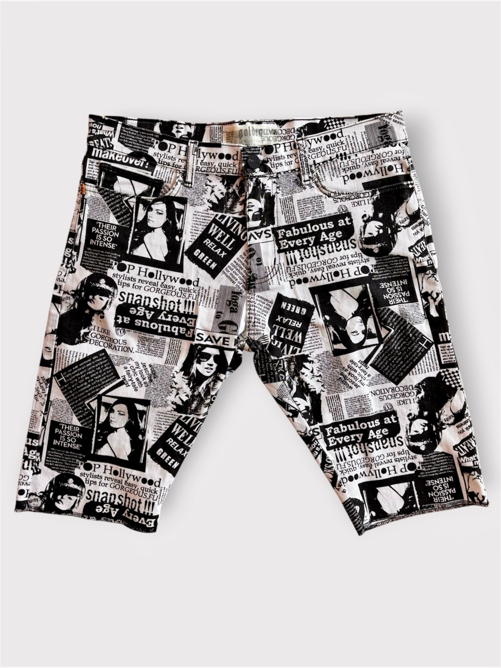 GOLDEN LA Unisex Graphic Newspaper Print Bermuda Shorts – NWOT